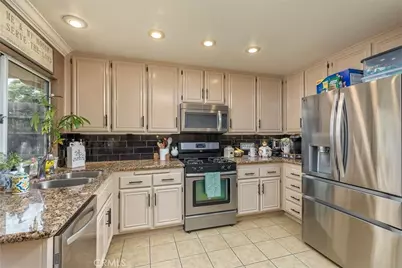 31370 Willowood Way, Menifee, CA 92584 - Photo 10