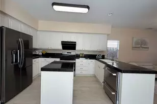 26242 Heritage Union Ln, Murrieta, CA 92563 - Photo 8