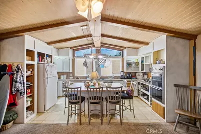 2860 Basswood Court, Hemet, CA 92545 - Photo 6