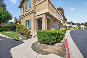 39656 Columbia Union Dr, Murrieta, CA 92563 - Photo 2