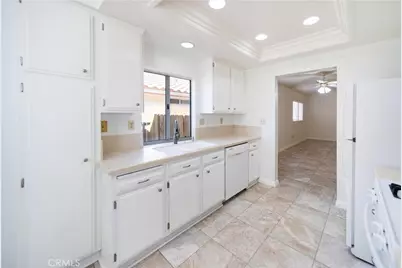 28308 Via Cascadita, Romoland, CA 92585 - Photo 10