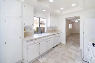 28308 Via Cascadita, Romoland, CA 92585 - Photo 10