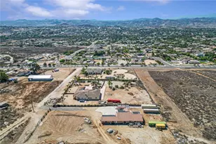17373 Cyrus Ln, Riverside, CA 92504 - Photo 14
