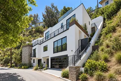 8633 Hollywood, Los Angeles, CA 90069 - Photo 2