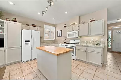 27832 Ruggie Road, Menifee, CA 92585 - Photo 12