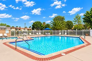 16581 Grunion Ln, Huntington Beach, CA 92649 - Photo 26
