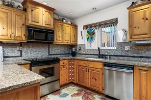 4581 Crestview Dr, Norco, CA 92860 - Photo 20
