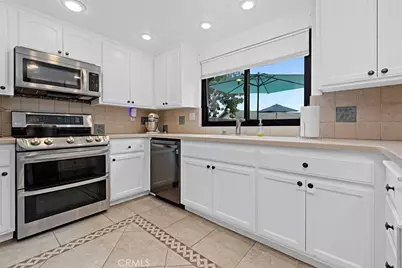 300 Corte Nacion, Chula Vista, CA 91910 - Photo 6