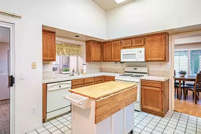 29386 Lake Forest, Sun City, CA 92586 - Photo 10