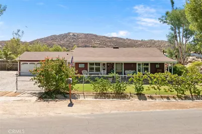 41097 Crest, Hemet, CA 92544 - Photo 6