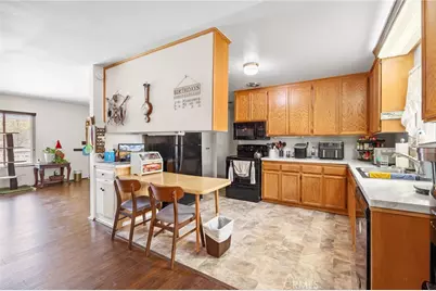 1400 Teakwood, Hemet, CA 92543 - Photo 8