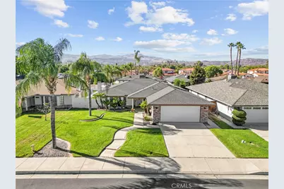 42095 Acacia Avenue, Hemet, CA 92544 - Photo 1