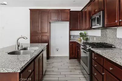 40410 Calle Real, Murrieta, CA 92563 - Photo 16