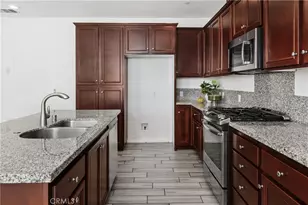40410 Calle Real, Murrieta, CA 92563 - Photo 16