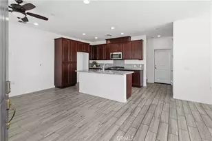 40410 Calle Real, Murrieta, CA 92563 - Photo 8