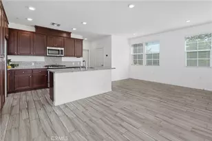 40410 Calle Real, Murrieta, CA 92563 - Photo 12