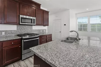 40410 Calle Real, Murrieta, CA 92563 - Photo 18