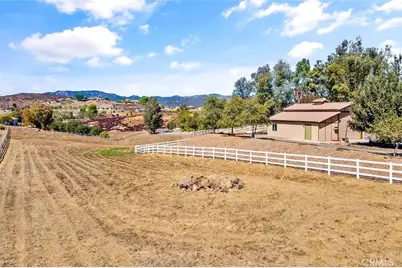 39985 Calle De Suenos, Murrieta, CA 92562 - Photo 4