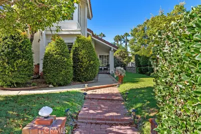 27271 Monforte, Mission Viejo, CA 92692 - Photo 4