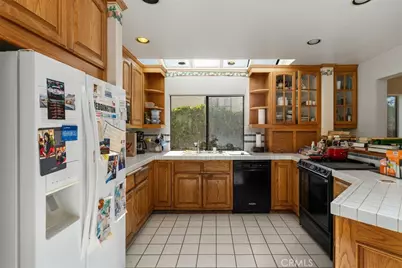 27271 Monforte, Mission Viejo, CA 92692 - Photo 20