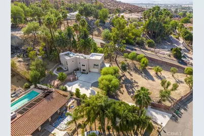 40325 Pageant Place, Hemet, CA 92544 - Photo 2