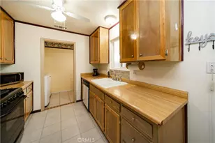 24843 1st Ave, Murrieta, CA 92562 - Photo 10