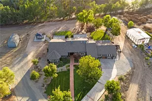 35875 Camino De Buena Vida, Temecula, CA 92592 - Photo 16