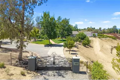 35875 Camino De Buena Vida, Temecula, CA 92592 - Photo 6