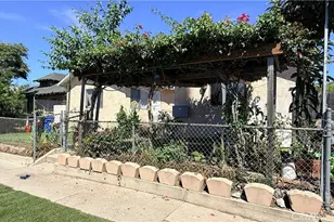 823 W 81st, Los Angeles, CA 90044 - Photo 6