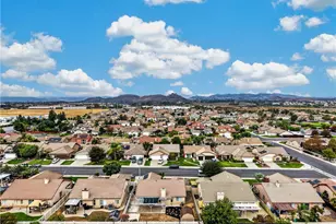 36430 Rotterdam, Winchester, CA 92596 - Photo 32