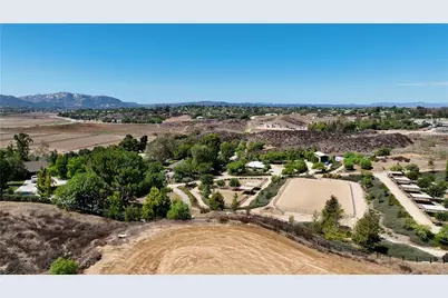 42875 Lindsay Circle, Temecula, CA 92592 - Photo 16