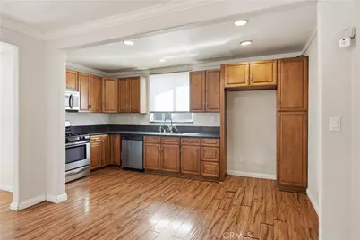 10962 Elm Avenue, Lynwood, CA 90262 - Photo 12