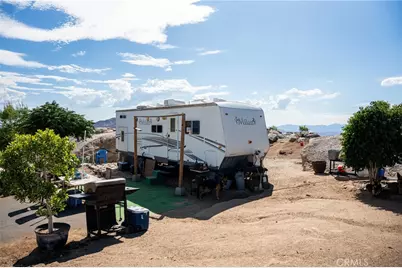 39 Minton, Homeland, CA 92548 - Photo 8