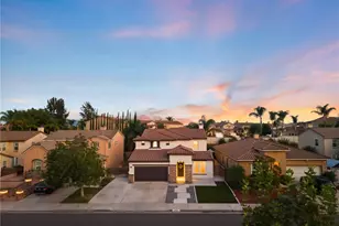 29689 Masters Dr, Murrieta, CA 92563 - Photo 2