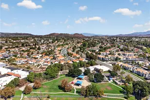 25998 Summer Dawn Ct, Murrieta, CA 92563 - Photo 44