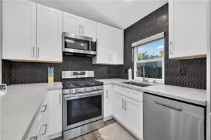 25998 Summer Dawn Ct, Murrieta, CA 92563 - Photo 14