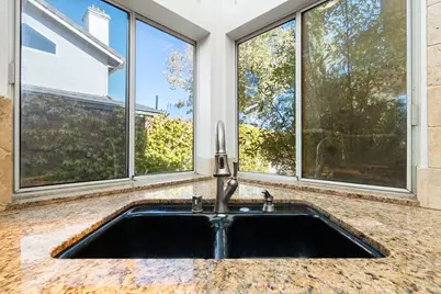 31211 Corte Alhambra, Temecula, CA 92592 - Photo 12