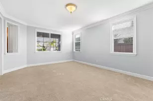 33421 Barrington Dr, Temecula, CA 92592 - Photo 4