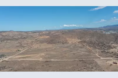 42122 Powerline Road, Hemet, CA 92543 - Photo 4