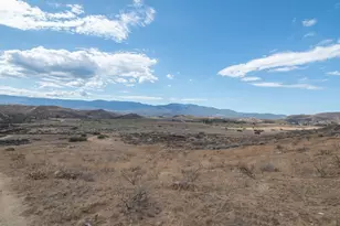 42212 Powerline Rd, Hemet, CA 92543 - Photo 1