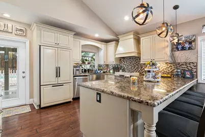 36345 Provence, Murrieta, CA 92562 - Photo 8