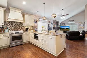36345 Provence, Murrieta, CA 92562 - Photo 6