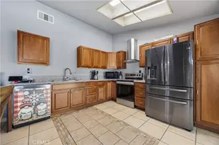 10716 Wakefield St, Adelanto, CA 92301 - Photo 24