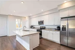 33197 Opal Glass Dr, Winchester, CA 92596 - Photo 8