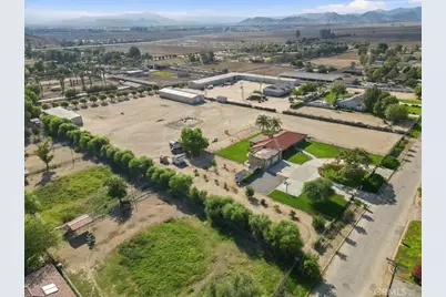 25124 Los Rancherias, Hemet, CA 92545 - Photo 52
