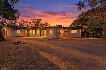 7177 Sunny Place, Yucca Valley, CA 92284 - Photo 2