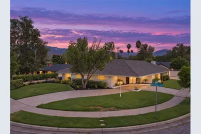 3401 Broadmoor Boulevard, San Bernardino, CA 92404 - Photo 1