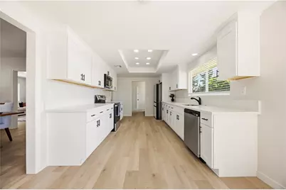 3401 Broadmoor Boulevard, San Bernardino, CA 92404 - Photo 18