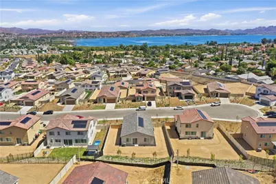 15361 Darnell, Lake Elsinore, CA 92530 - Photo 32