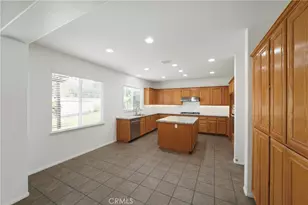 38090 Sherwood St, Murrieta, CA 92562 - Photo 12